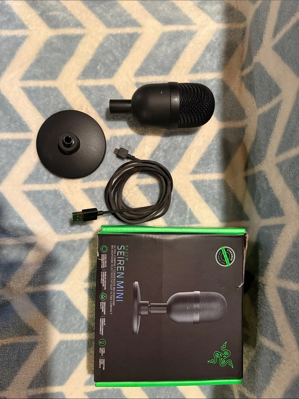 Razer compact usb